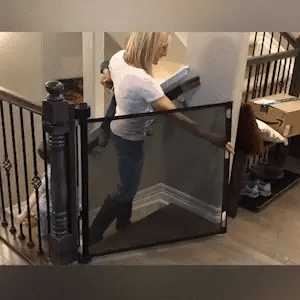 MagicGate® Puerta de Malla de Seguridad para Mascotas y Bebés