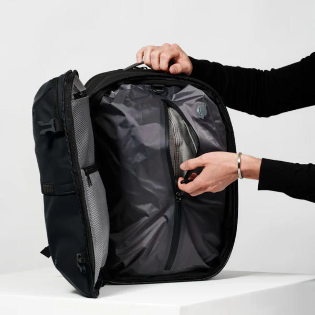 Airback, Mochila con Sistema de compresión al vacío